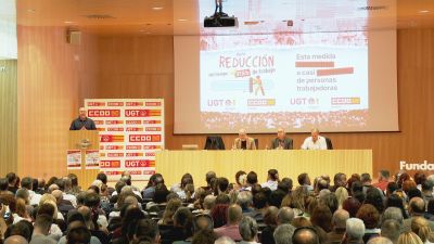 Los sindicatos de UGT y CC. OO. se han reunido este viernes en Zaragoza para abordar la reducción de la jornada laboral. / Aragón TV