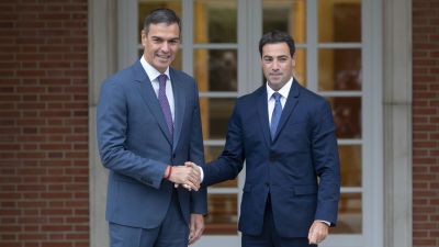 Encuentro entre Pedro Sánchez e Imanol Pradales en La Moncloa. / Europa Press