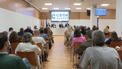 Jornada técnica sobre el diálogo social organizada este viernes por la CEOE en Zaragoza. / Aragón TV
