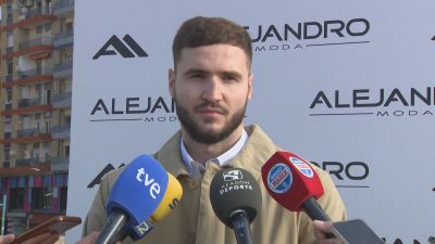 Miguel González comparece ante los medios de comunicación.