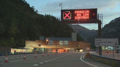 El túnel de Somport permanece cerrado desde el 7 de septiembre. / Aragón TV