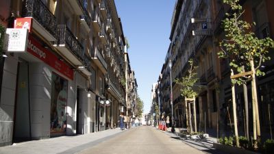 La calle Manifestación reabre tras concluir una reforma enfocada en la accesibilidad. / Aragón Press