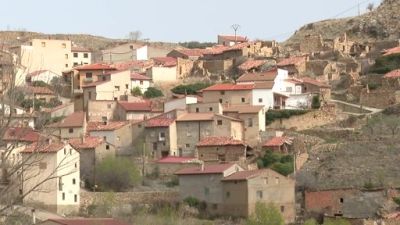 Ejulve, en Teruel, es el pueblo con más renta neta media por persona de Aragón. / Aragón TV
