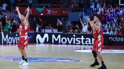 Imagen del último encuentro ante el Joventut. Foto: Casademont Zaragoza.