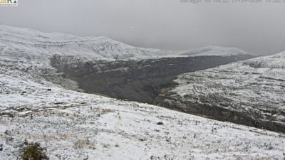 La nieve ha vuelto a teñir de blanco el Pirineo aragonés. / Aragón TV
