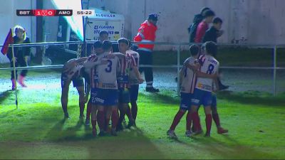 Los jugadores del Barbastro celebran el primer gol del encuentro.