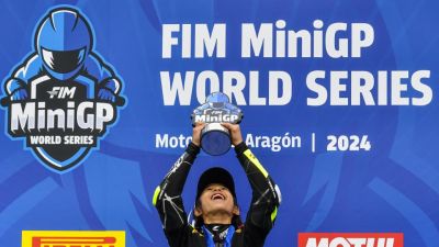 Waku Kunitate celebra el título en 160 cc