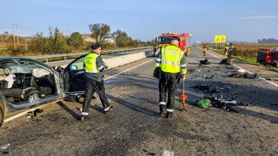 El accidente se ha producido a las 7:40 de la mañana en el kilómetro 153,8 de la carretera N-240. / Guardia Civil