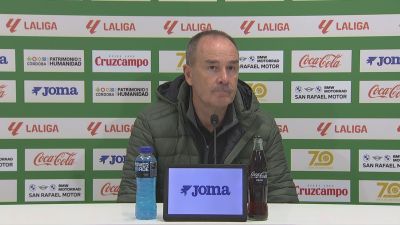 Víctor Fernández, durante su comparecencia en El Arcángel.