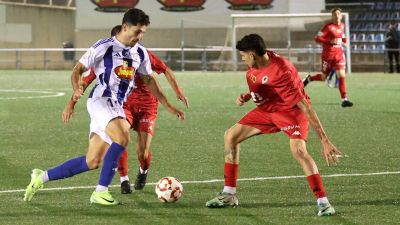 Instante de la eliminatoria de Copa ante Hércules de la SD Ejea.  Foto: Toni Torrano Sport