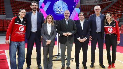 Foto del anuncio oficial del acuerdo que convierte a Zaragoza en sede de la fase final de la Euroliga Femenina las tres próximas temporadas. Foto: Daniel Marcos.