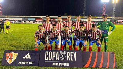 Formación inicial del Barbastro ante el Espanyol. Foto: UD Barbastro