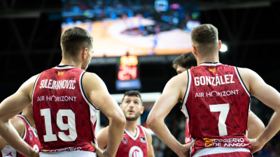 Foto del equipo durante el encuentro ante el Porto. X Casademont Zaragoza