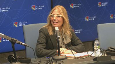 Blanca Solans, consejera de Hacienda y de Fondos Europeos del Ayuntamiento de Zaragoza este lunes en los estudios de Aragón Radio. / Aragón TV