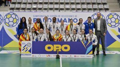 La selección aragonesa cadete femenina se colgó el oro en la Copa de España