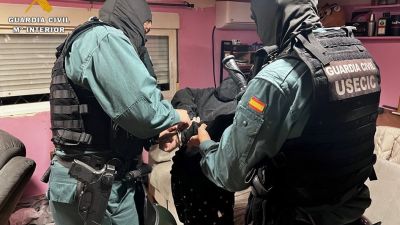 Uno de los detenidos durante la operación. / Guardia Civil