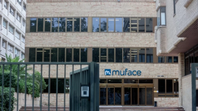 Fachada de un edificio de Muface en Madrid. / Europa Press