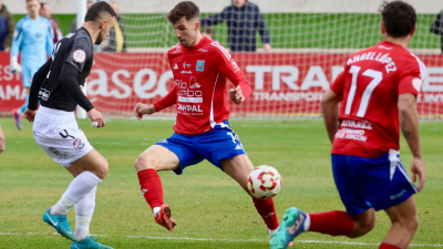 Lance del partido de la SD Tarazona ante el Zamora. Foto: SD Tarazona