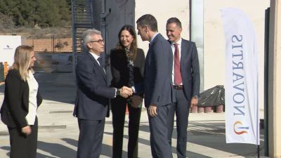 El presidente Sánchez a su llegada a Novartis./ Aragón TV