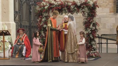 Momento de la boda entre Isabel de Segura y Pedro de Azagra. / Aragón TV