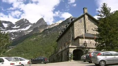 El Parador de Bielsa ofrece estos 10 puestos de trabajo. / Aragón TV