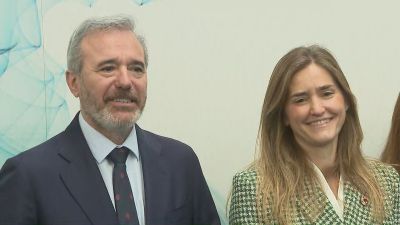 Jorge Azcón y Sara Aagesen durante la visita a Smagua, en Feria Zaragoza. / Aragón TV
