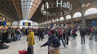 Paralizada la mayor estación de Europa por una bomba de la Segunda Guerra Mundial. / Reuters