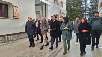 Marlaska ha visitado este jueves las obras de mejora de la eficiencia energética en el cuartel de la Guardia Civil de Jaca. / Delegación del Gobierno
