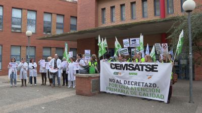 Protestas por el nuevo decreto propuesto por Sanidad. / Aragón TV