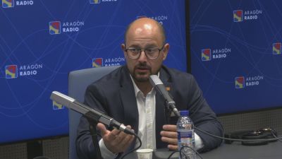 Alberto Izquierdo, diputado del PAR en la Cortes de Aragón, este lunes en los estudios de Aragón Radio. / Aragón Radio