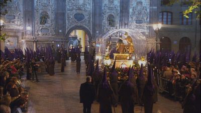Procesión del Santo Entierro de Zaragoza este viernes. / Aragón TV