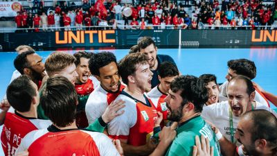 El equipo celebra la victoria ante el Guadalajara