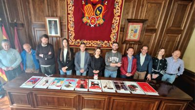 Los diez carteles finalistas han sido presentados en el Ayuntamiento. / Ayuntamiento de Teruel