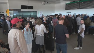 Adif ha suspendido toda la circulación de trenes en España. / EFE