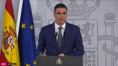 Pedro Sánchez ha ofrecido una rueda de prensa este lunes, en Madrid, con motivo del apagón eléctrico. / EFE
