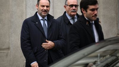 El ex ministro de Transportes José Luis Ábalos saliendo de declarar del Tribunal Supremo. / Europa Press