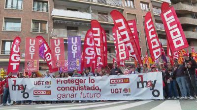 Manifestación en Zaragoza convocada por CC.OO. y UGT./ Aragón TV