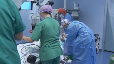 Cirugía oftalmológica. / Aragón TV