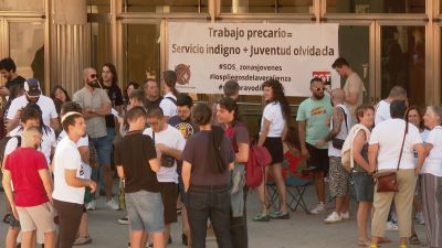 Huelga de los trabajadores de zonas jóvenes de Zaragoza. / Aragón TV