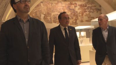 El presidente del Parlament de Cataluña en su visita este martes al Museo Nacional de Arte de Cataluña. / Forta