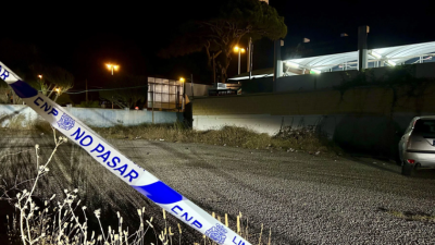 Lugar del hallazgo de la mujer asesinada en Marbella (Málaga), presuntamente a manos de su pareja. EFE/ Esther Gómez