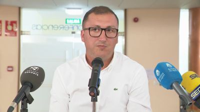 Aniceto Navarro en rueda de prensa.