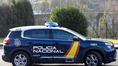 La Policía Nacional detiene a un hombre por, presuntamente, haber asesinado a su mujer en Getafe (Madrid)./ Europa Press