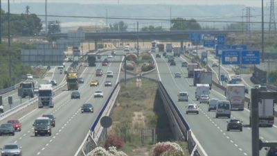 Las nueva señales entran en vigor este martes, 1 de julio. / DGT