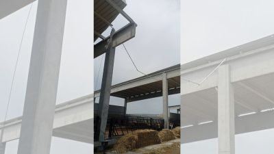 El viento arrancó la cubierta de una granja en la Almolda / Montserrat Ordovás