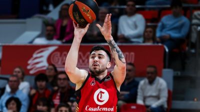 Dídac Cuevas, en un partido con el Casademont Zaragoza.