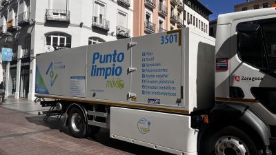 Uno de los puntos limpios móviles con los que ya cuenta Zaragoza./ Europa Press