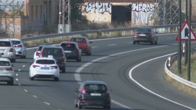 Está previsto que se produzcan 493.000 desplazamientos de vehículos durante este puente en Aragón. / Aragón TV