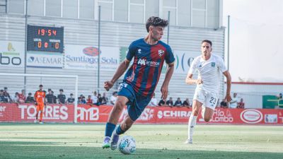 Ayman durante un encuentro con la SD Huesca.