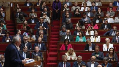 El primer ministro francés, Francois Bayrou, presentará su dimisión a Macron. / EFE. EPA. Yoan Valat
